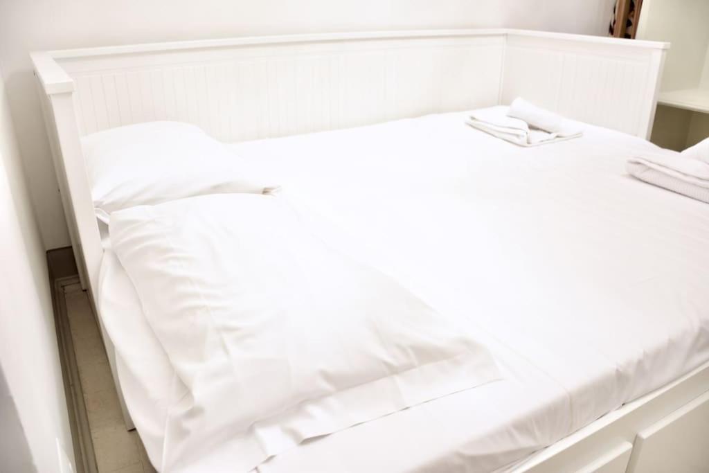 Belle Donne Historical Apartment - City Center ฟลอเรนซ์ ภายนอก รูปภาพ