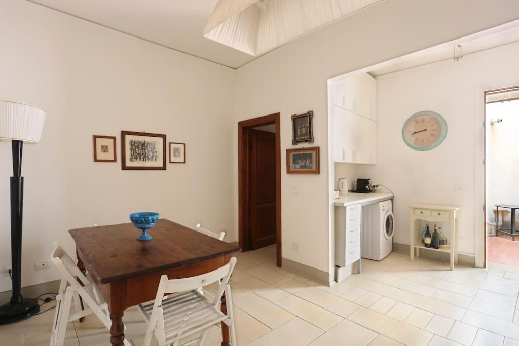 Belle Donne Historical Apartment - City Center ฟลอเรนซ์ ภายนอก รูปภาพ